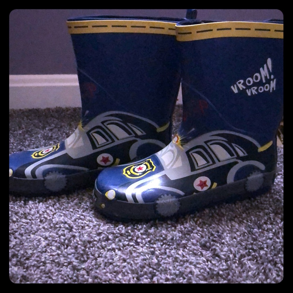 Little boys rain boots